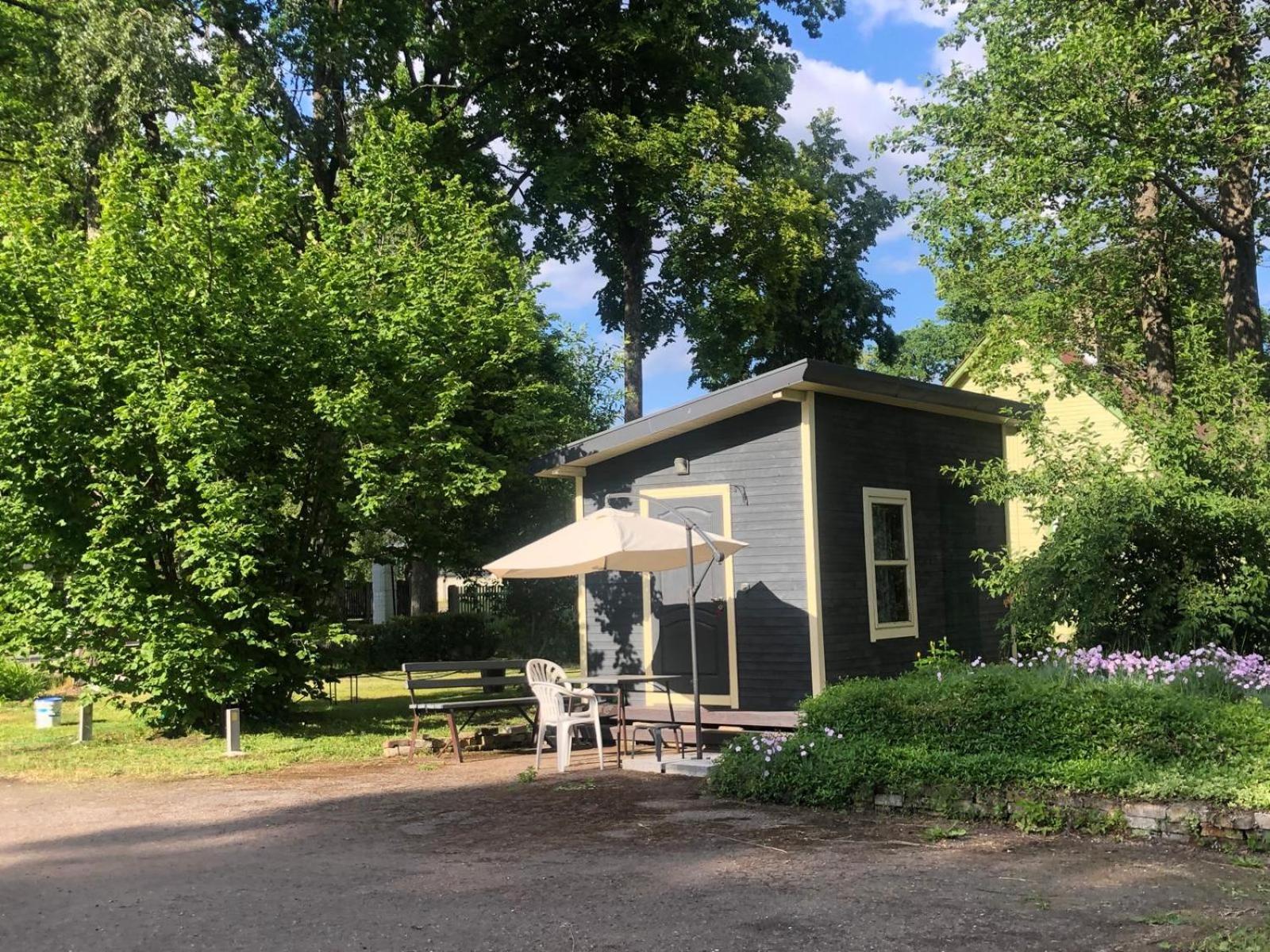 Melluzi Cottage Jūrkalne Kültér fotó